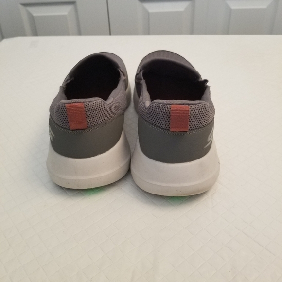 Men's Skechers Men's Size 10 GOwalk Max - Clinched Slip-SN216010-Gray - Picture 6 of 6